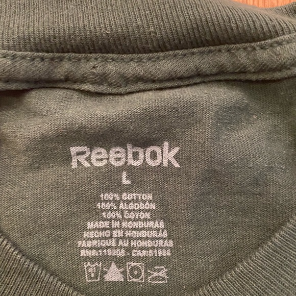 Rebook Minnesota Wild 2015 Playoff Green Tee Shirt w Player Roster / Mens Size L - Picture 3 of 8